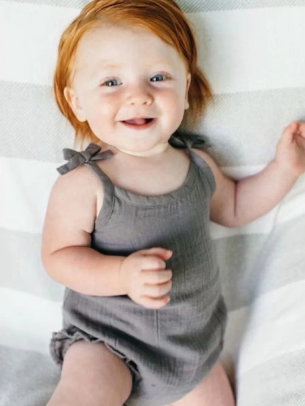 0-3m NWT L'ovedbaby Girls Organic Muslin Tie-Shoulder Bodysuit-Green Tea - Picture 3 of 5